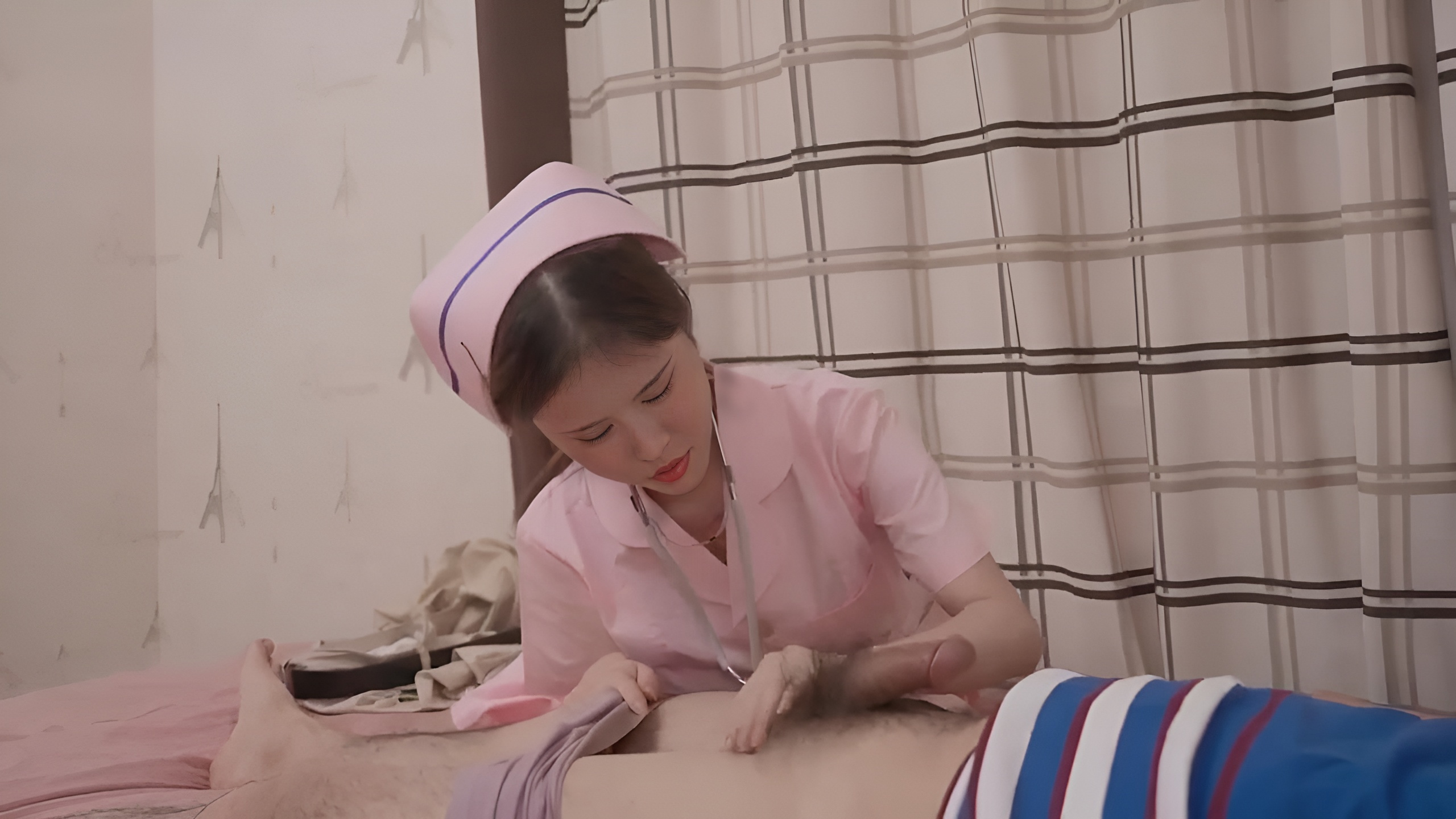 XK-8173 พยาบาลสาวแสนสวย ดูดไก่ เพื่อฟื้นคนไข้